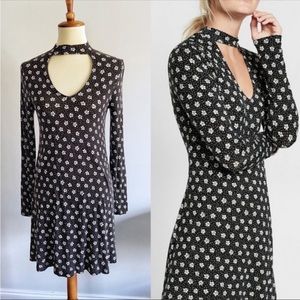 Express | Long Sleeve Flare Floral Print Cut-Out Trapeze Choker Neckline Dress